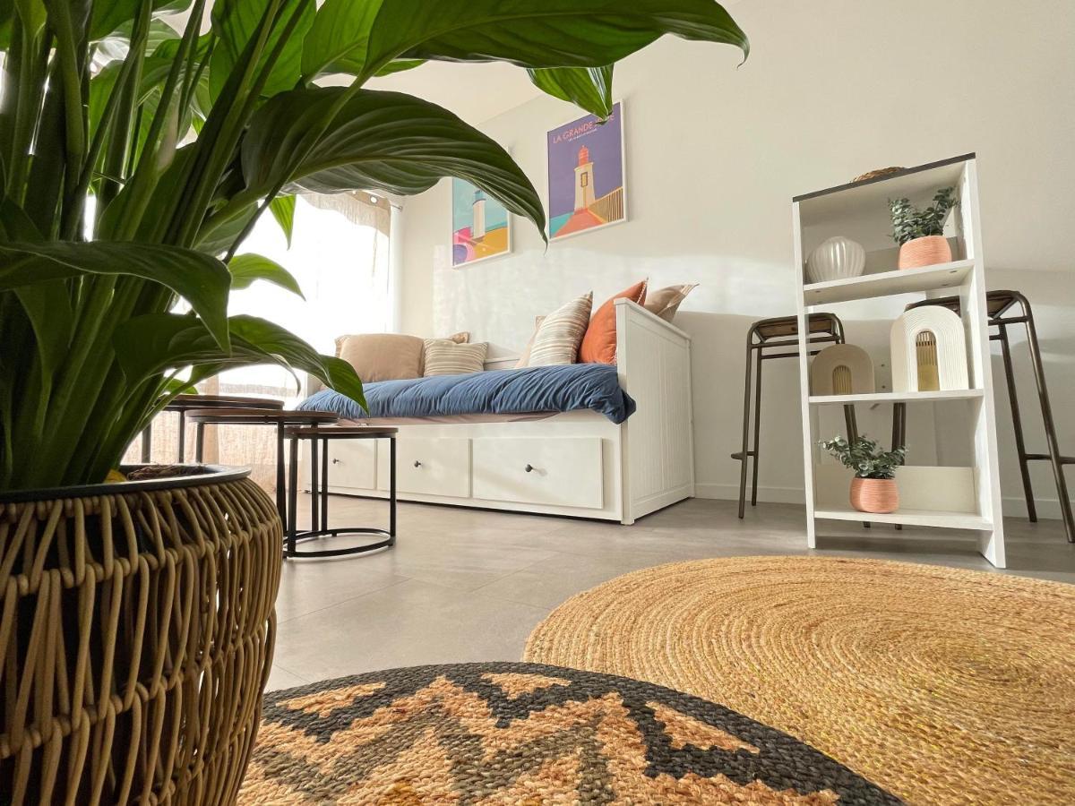 La Rose Des Vents - Studio A 20 Metres Du Remblai Les Sables-d'Olonne Ngoại thất bức ảnh